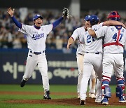 구자욱 "승환이형 400세이브 축하"