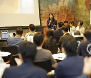 돈줄 마른 국내 바이오벤처…해외서 돌파구 찾는다