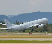 이스라엘 체류 한국인 태운 군수송기 서울공항 도착