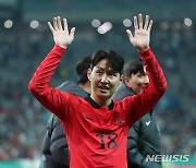 축구협회 SNS에 깜짝 손님 등장, 이강인 데뷔골→마요르카 축하 댓글 달았다