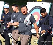 표적지 확인한 오진혁