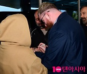 [TEN포토] 샘 스미스(Sam Smith) '깊이 기억하고 싶은 팬에게'