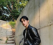 세븐틴 도겸, 팬들 ‘심쿵’하게 만드는 한도초과 훈훈美