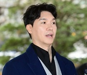 박수홍 아내, 김용호 사망 후…"그곳에선 사과해 주길"