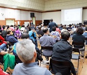 안산시, 시민시장 상인 쫓아낸다…“영업 보장하라” 반발