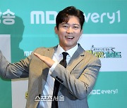 [포토]김대호 아나운서, '위대한 가이드' 기대해 주세요!