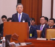 [2023 국감] 이한준 LH 사장, "설계·시공·감리 강도 높게 쇄신"