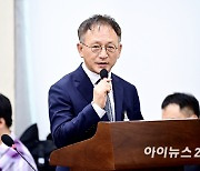 [포토]국정감사 출석한 홍범준 조은책신사고 대표이사