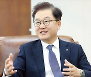 강석훈 "미래 기술에 100조 투자…산은이 저성장 돌파구 찾는 특공대 될 것"