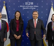 박진 "탈북민 강제 북송 안돼…中에 명확히 했다"