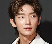 ‘아라문의 검’ 이준기, 액션+감성 다 된다