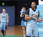 소노, NBA 출신 새 외국선수 디욘테 데이비스 영입…개막전 출격 준비[오피셜]