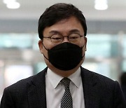 “이스타항공 위력 행사해 부정 채용”… 이상직 전 의원에 징역형 구형