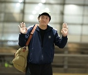 기안84, '태계일주3' 아프리카 출국길 포착…변함없는 공항패션[이슈S]