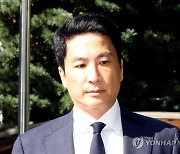 영장실질심사 출석하는 김용빈 대우조선해양건설 회장