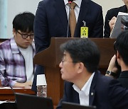 질의에 답하는 레이 장 알리익스프레스 코리아 한국 대표이사