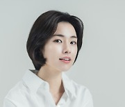 하영, 넷플릭스 '이두나!' 출연 확정…수지와 호흡