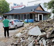 정율성 사업 중단 요구하자…시민 의견 묻겠다는 광주 남구