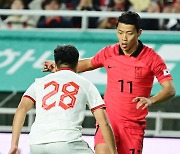 ‘황소’ 황희찬 전반 26분 추가골, 한국 2-0 리드(진행중)