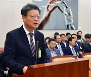 업무보고하는 김유열 한국교육방송공사 사장