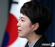 "윤 대통령, 국민의힘 지도부와 오찬 회동"