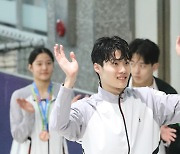 '국내는 좁다' 황선우, 전국체전 자유형 100m 우승…19일 대회 5관왕 도전