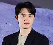 도경수, SM 떠나 신생 회사로…"엑소 활동을 계속"