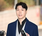 박수홍 측 "동생 '큰형 탓 증언' 후 부모에게 혼나"