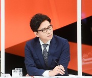 최기화 이어 신동호까지…방통위, 'MBC 출신' 또 EBS로