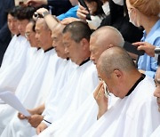 "전남에 의대 세워달라"…野 의원들, 대통령실 앞서 삭발