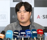 [MD포토] 류현진 'FA로 메이저리그 잔류 노린다'