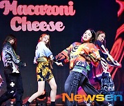 영파씨, ‘MACARONI CHEESE’ 무대[포토엔HD]