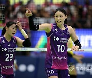 '김연경 23득점' 흥국생명, 현대건설에 3-2 승리.