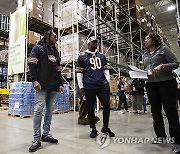 Campbell's Chunky Sacks Hunger Chicago Bears Event