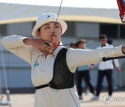 활시위 당기는 우경림