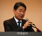 [포토] 유보통합 워크숍 인사말하는 이주호 부총리