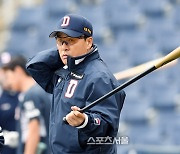 [포토]승리가 필요한 두산 이승엽 감독