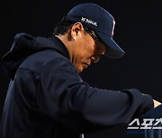 [포토] 이승엽 감독 '고심'