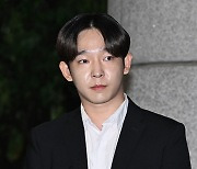 남태현, 첫 공판으로 서부지법 출석 [포토엔HD]