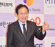 안성기, 젠틀한 하트 미소 [포토엔HD]