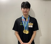 황선우, 사상 첫 전국체전 3년 연속 MVP…“최고와 달리 최초는 1명밖에 없어 더욱 기뻐”