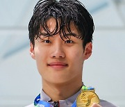 박태환 또 넘어선 황선우, 3년 연속 전국체전 MVP 등극