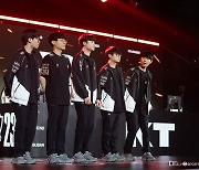 kt, LCK 내전 승리로 1승 대열 합류...패배한 디플러스 기아는 '벼랑 끝'