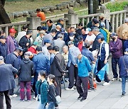 노인돌봄비, 40년 뒤면 국방비 맞먹어…숨어있는 재정 '시한폭탄'