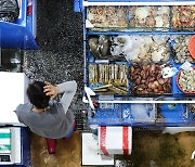 연말까지 전통시장 외부 가맹점에서 '수산물상품권' 사용 가능해진다