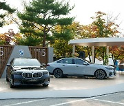 "BMW 대표 모델 한곳에"…레이디스 챔피언십 또다른 볼거리