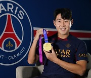 [오피셜] '이젠 PSG!' 이강인, 스트라스부르전 소집 명단 포함…2개월 만에 선발 복귀?