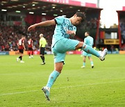 Hwang Hee-chan gets first assist as Wolves beat Bournemouth 2-1