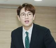 장성규, 아내 생일 맞아 고급 외제차 선물 "남편 잘 만난거 축하해" 폭소