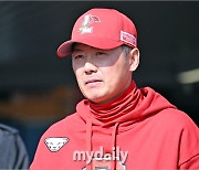 "전원 불펜 대기다"…1차전 총력전 선언 SSG, 김광현·맥카티 제외 모두 준비 [MD인천 준PO]